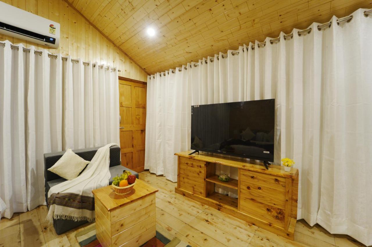 Tree House Latos Tandi Hotel Jibhi Kültér fotó