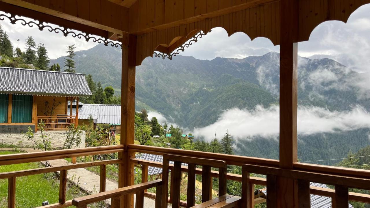 Tree House Latos Tandi Hotel Jibhi Kültér fotó