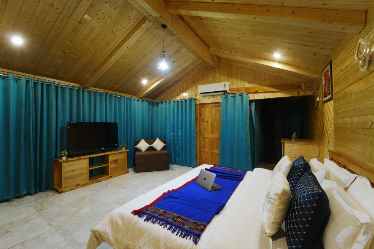 Tree House Latos Tandi Hotel Jibhi Kültér fotó