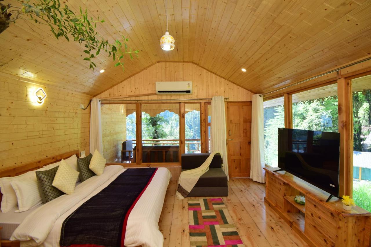 Tree House Latos Tandi Hotel Jibhi Kültér fotó