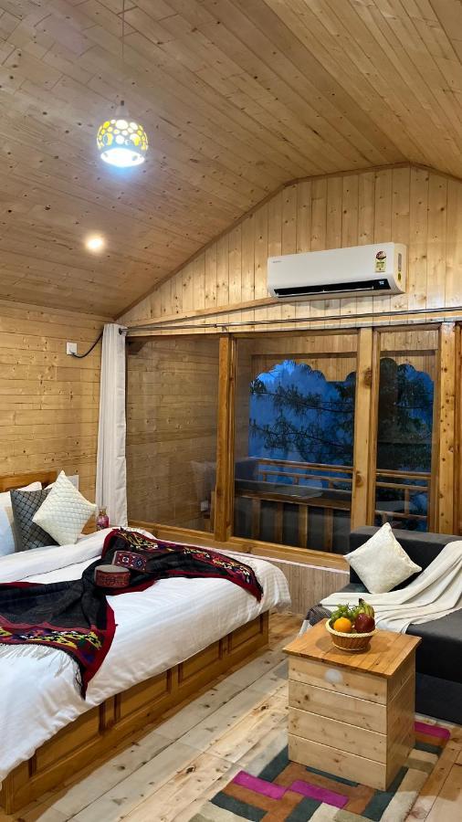 Tree House Latos Tandi Hotel Jibhi Kültér fotó