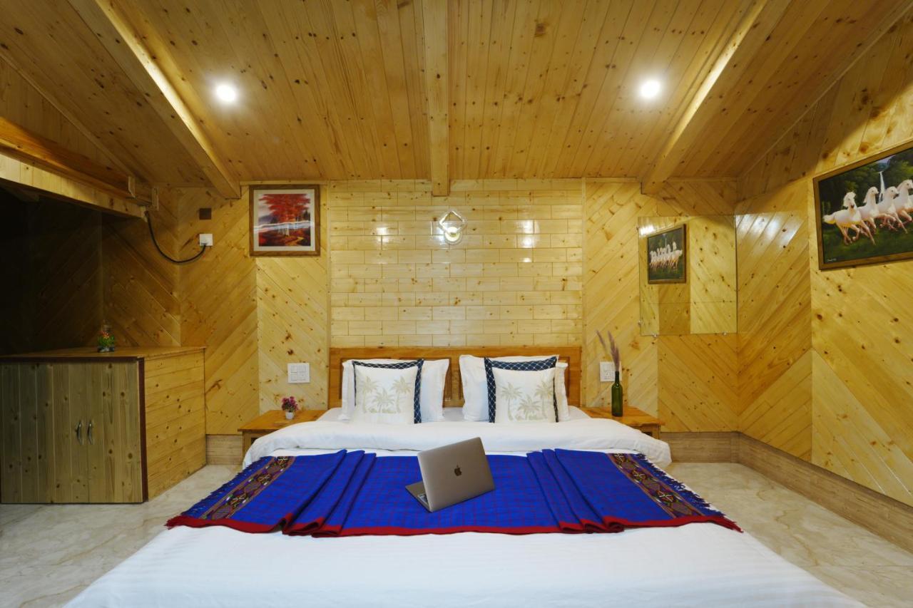 Tree House Latos Tandi Hotel Jibhi Kültér fotó