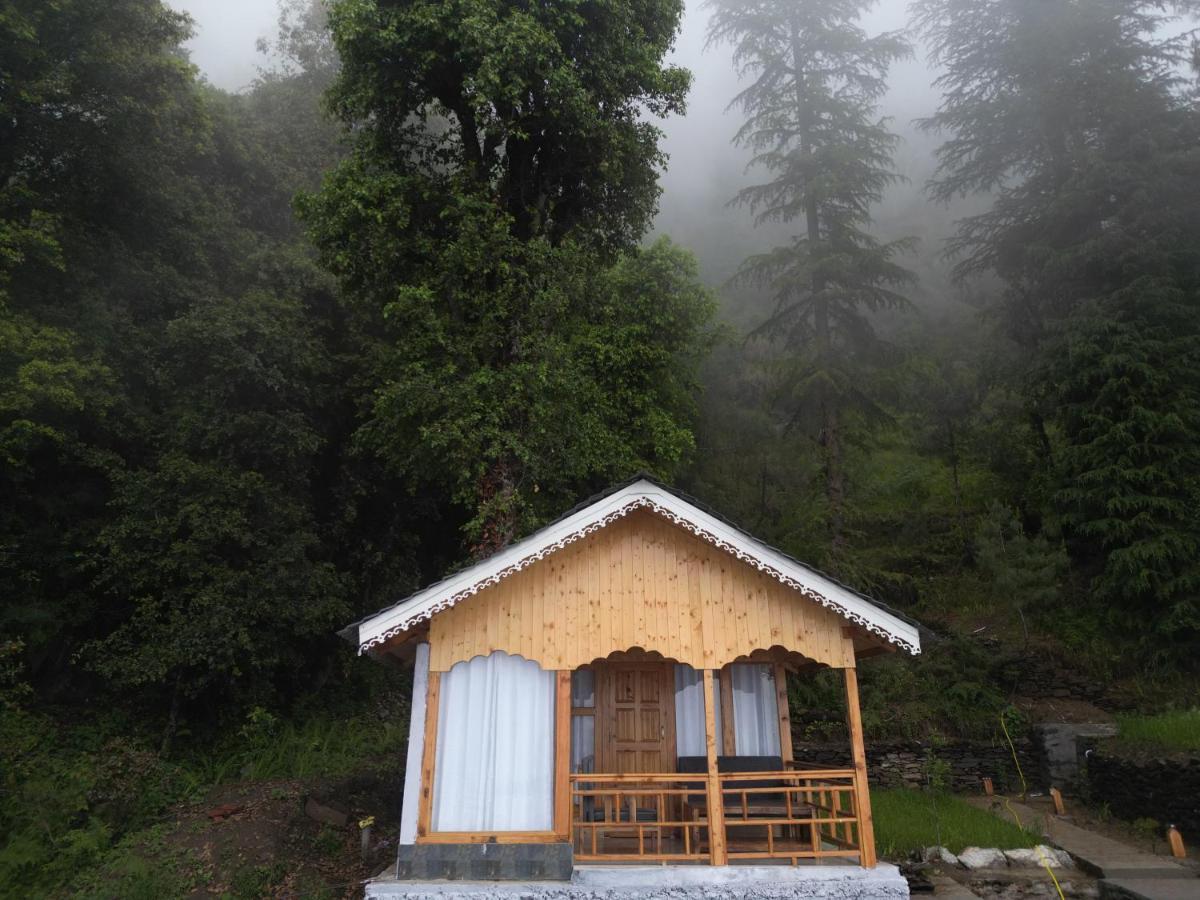 Tree House Latos Tandi Hotel Jibhi Kültér fotó