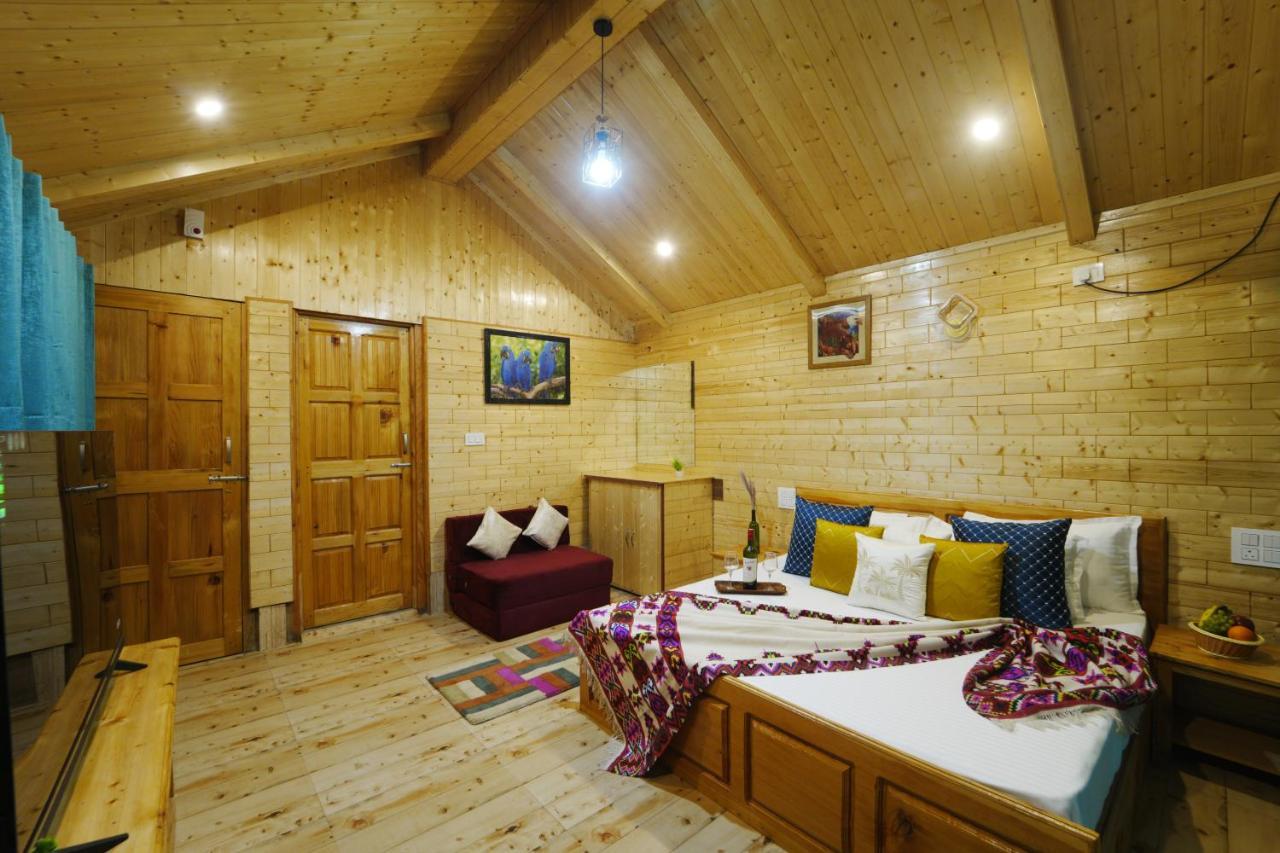 Tree House Latos Tandi Hotel Jibhi Kültér fotó